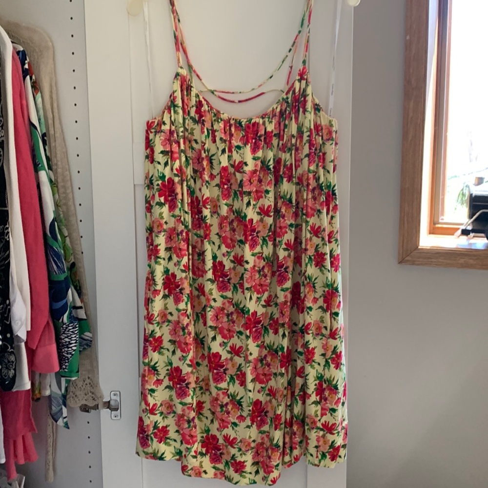 Calvin Klein Sun Dress W/POCKETS!